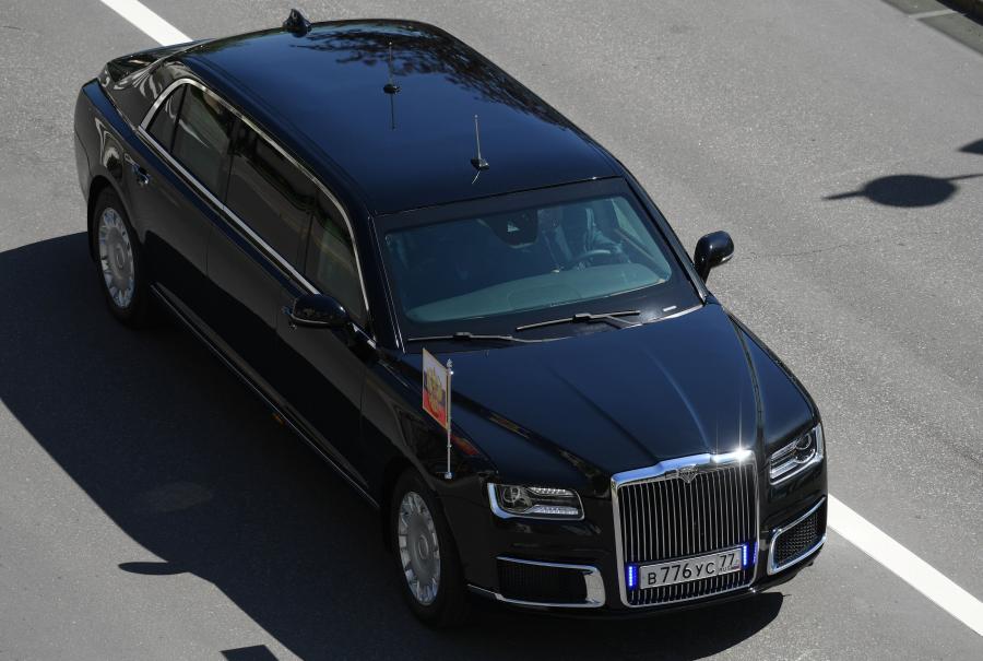  Aurus Senat Limousine (41231SB) 2018 года  (фото 7 из 16)